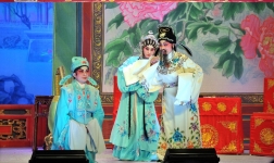 whenthe-lioness-roar